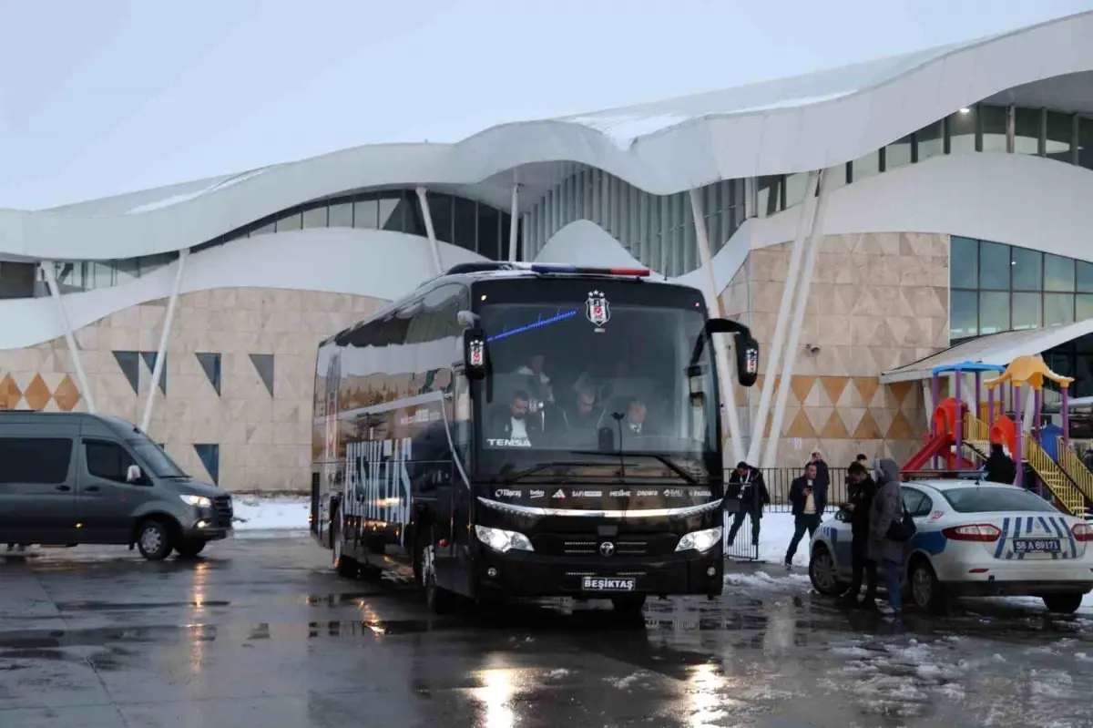 Beşiktaş, Sivasspor ile Ziraat Türkiye Kupası D Grubu Açılış Maçı İçin Sivas'ta