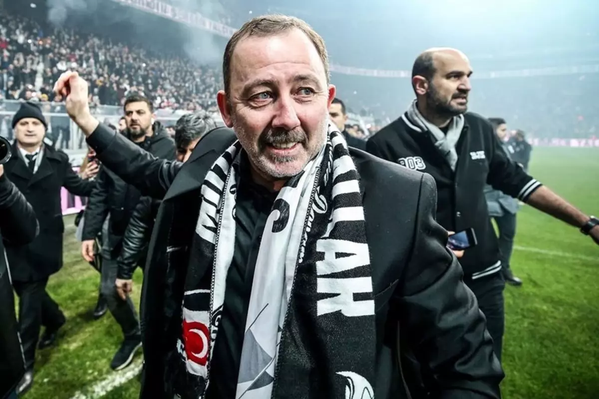 Beşiktaş'ta Başkan ve Teknik Direktör Görüşmeleri