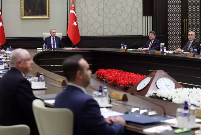 Emekli Maaşında Beklenen Artış ve Güncel Veriler