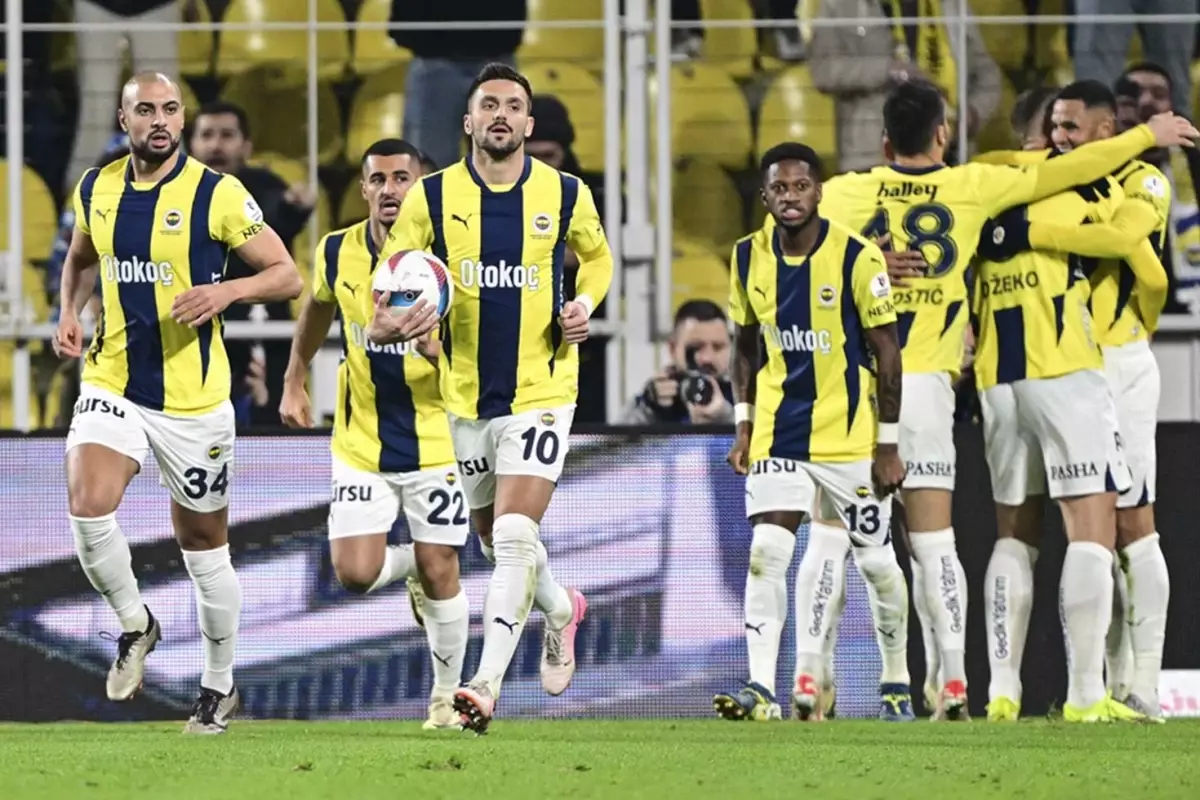 Fenerbahçe'de Kritik Maç Öncesi Sıkıntı