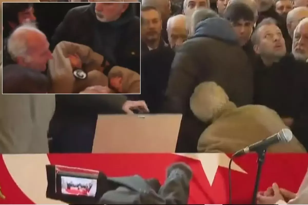 Ferdi Tayfur Kimdir?