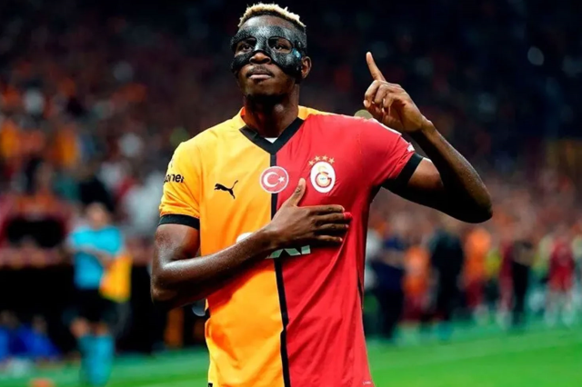 Manchester United ve Osimhen Takası İddiaları