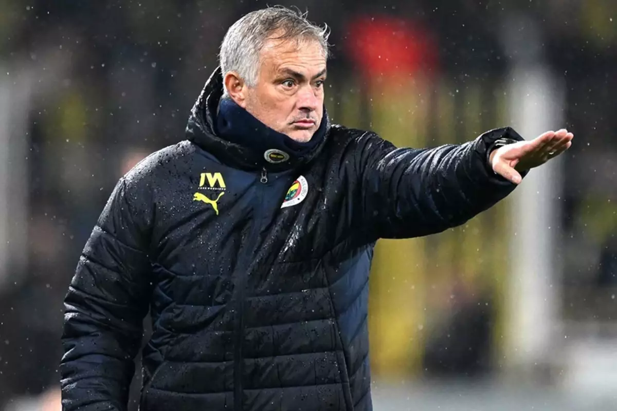Fenerbahçe Teknik Direktörü Jose Mourinho'dan Açıklamalar