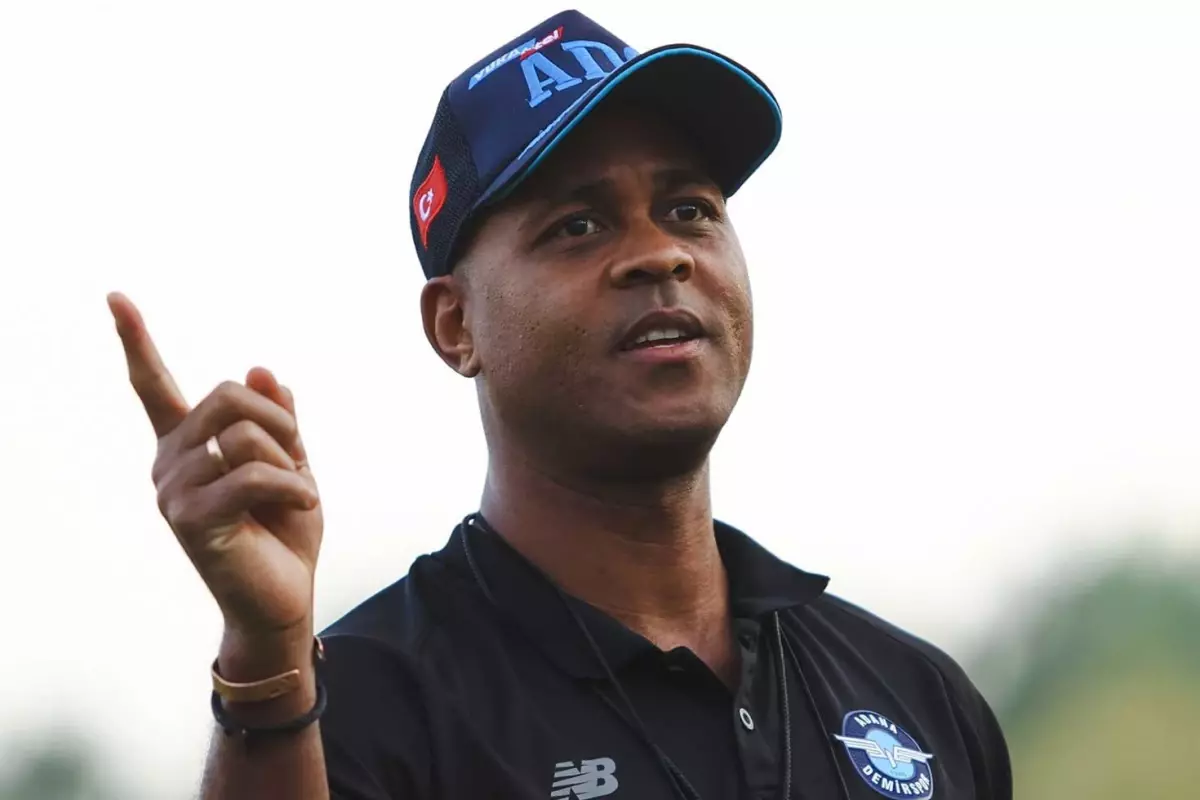 Trendyl Süper Lig'den Sürpriz Bir Transfer ve Kluivert’ın Yeni Rotası