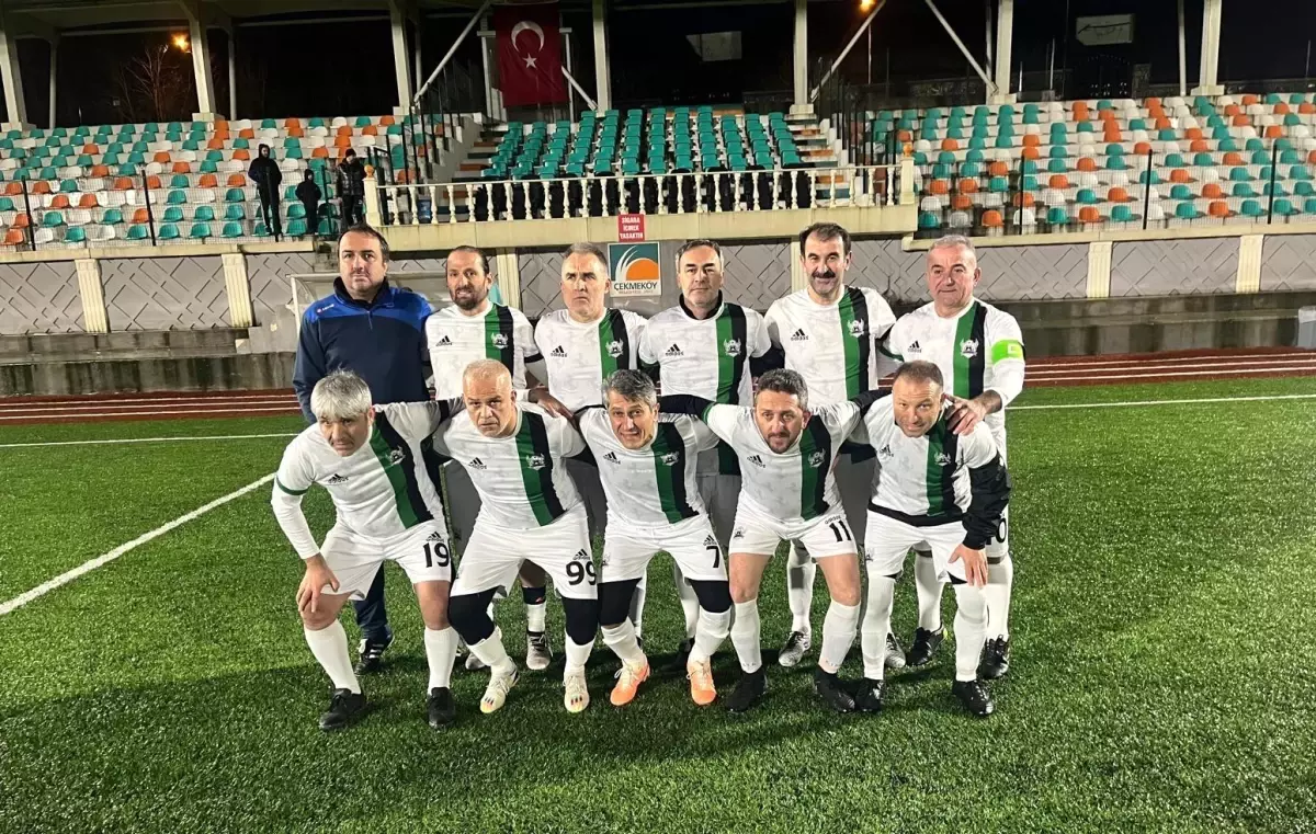 Türkiye Masterler ve Veteranlar Futbol Federasyonu'nun düzenlediği ligde heyecan devam ediyor