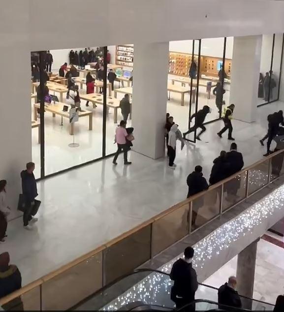 Olayın Detayları ve Çocuklar Dâhil Tüylü Çıkışlar
