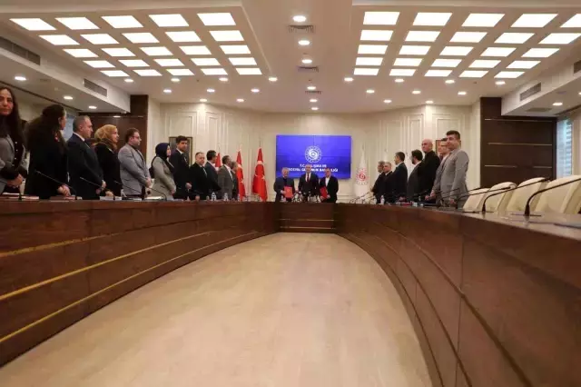 Bakan Işıkhan’dan Uzlaşma Mesajı