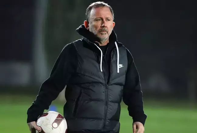 Sergen Yalçın'ın Geleceği ve Futbol Dünyasında Yaşanan Son Gelişmeler