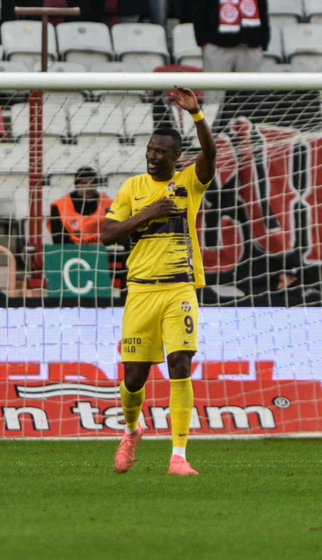 Maçın Yıldızı: Mame Thiam