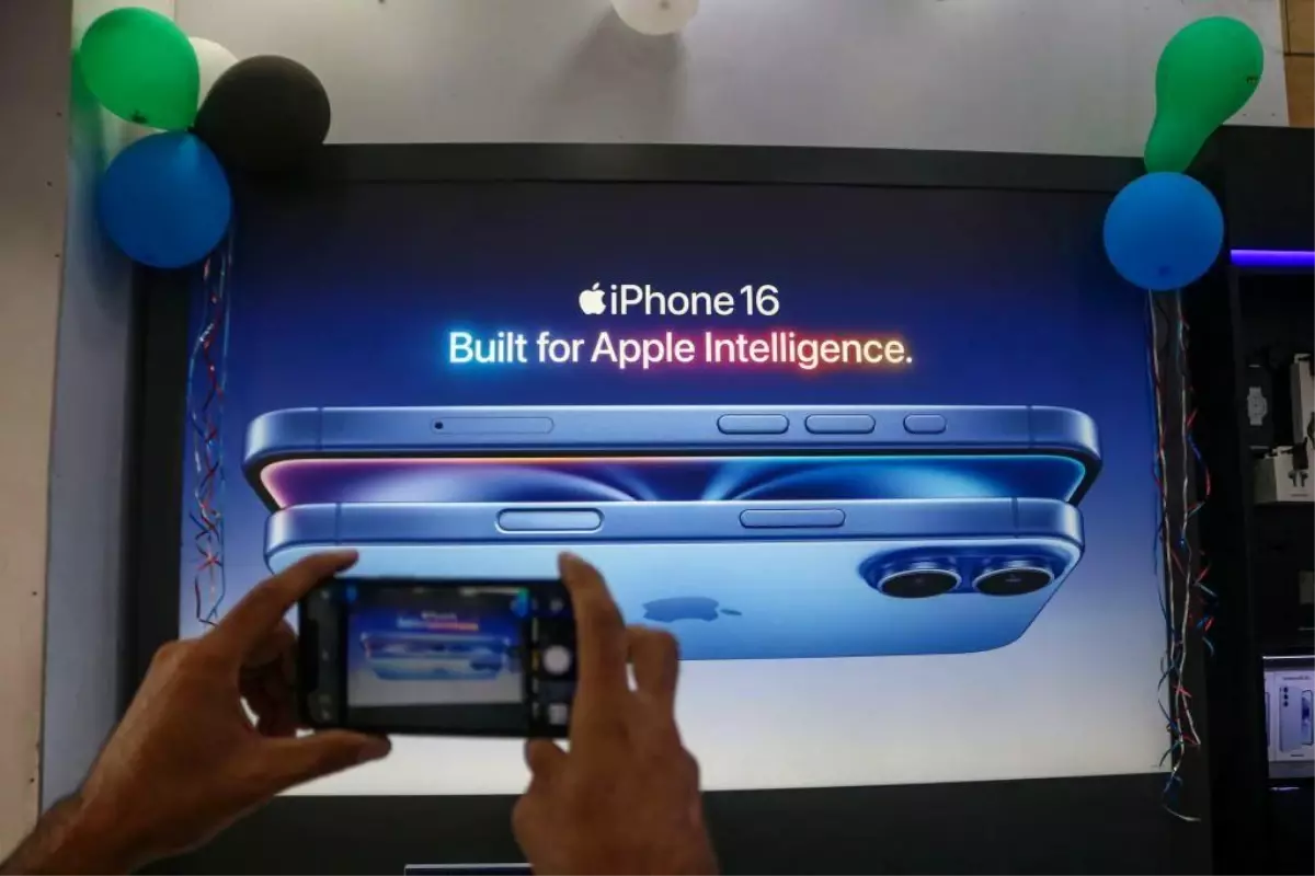 Apple, iPhone’da Yanlış Haber ve Bildirimlerin Artışına Sebep Olan Yapay Zeka Özelliğini Güncelleyecek