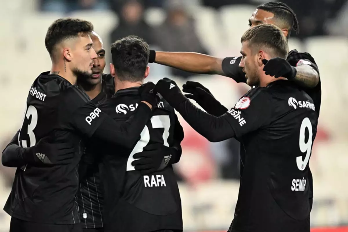 Beşiktaş, Zorlu Mücadelede Sivasspor'u 1-0 Mağlup Etti