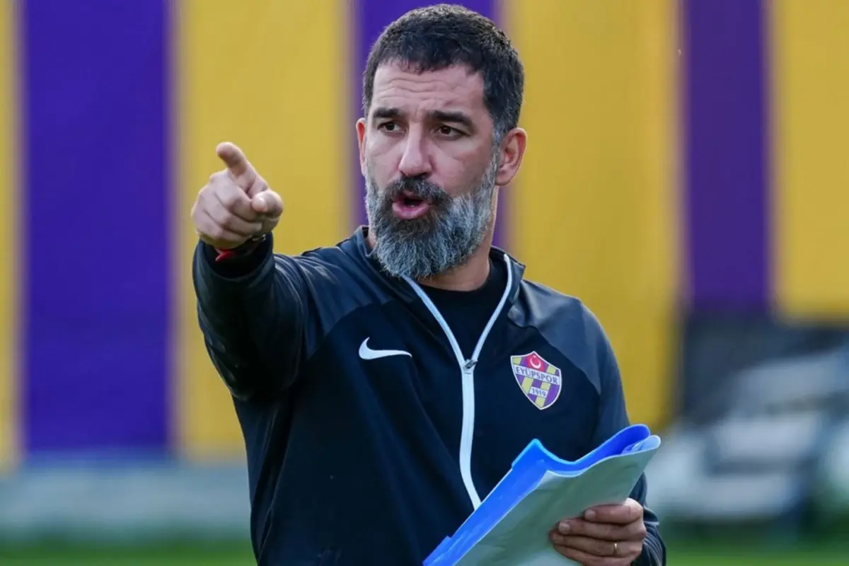 Arda Turan'ın Teknik Direktörlüğünü Yapan Eyüpspor'da Sürpriz Ayrılık