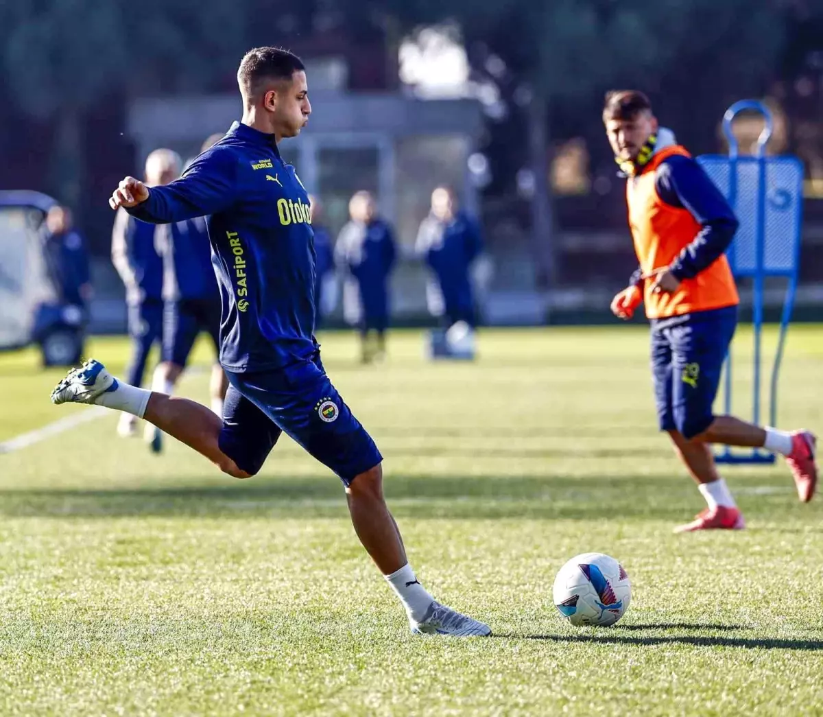 Fenerbahçe, Günlük Antrenman Programını Sürdürüyor